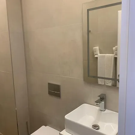 Blue Nest Luxury 아파트 *